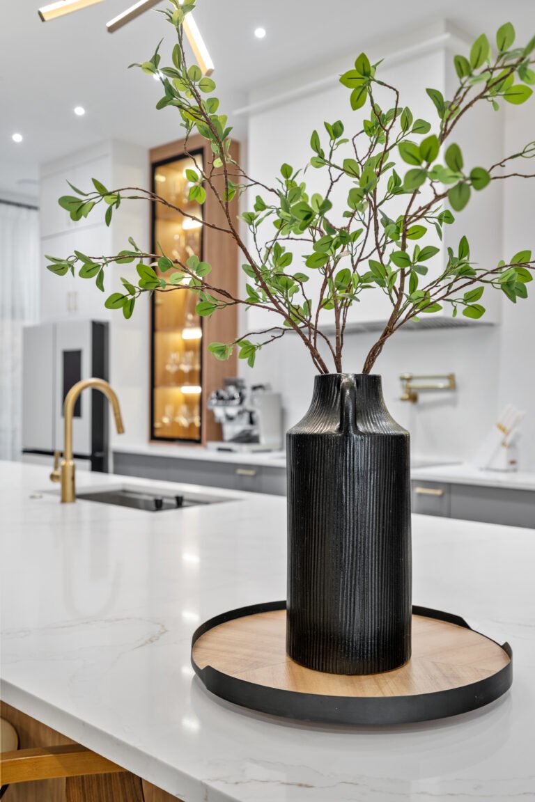 15-print-EMF00538-768x1152